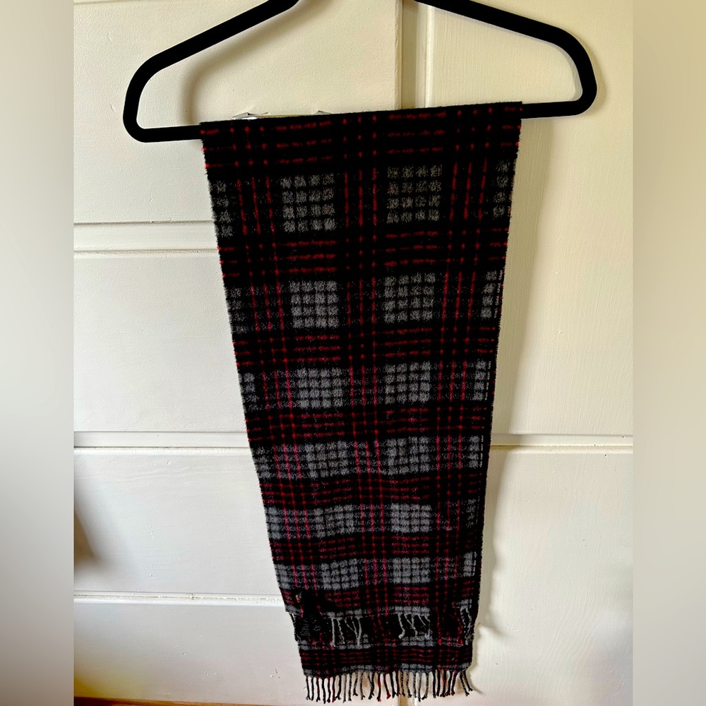 Cashmere Coach Scarf Black Grey Red